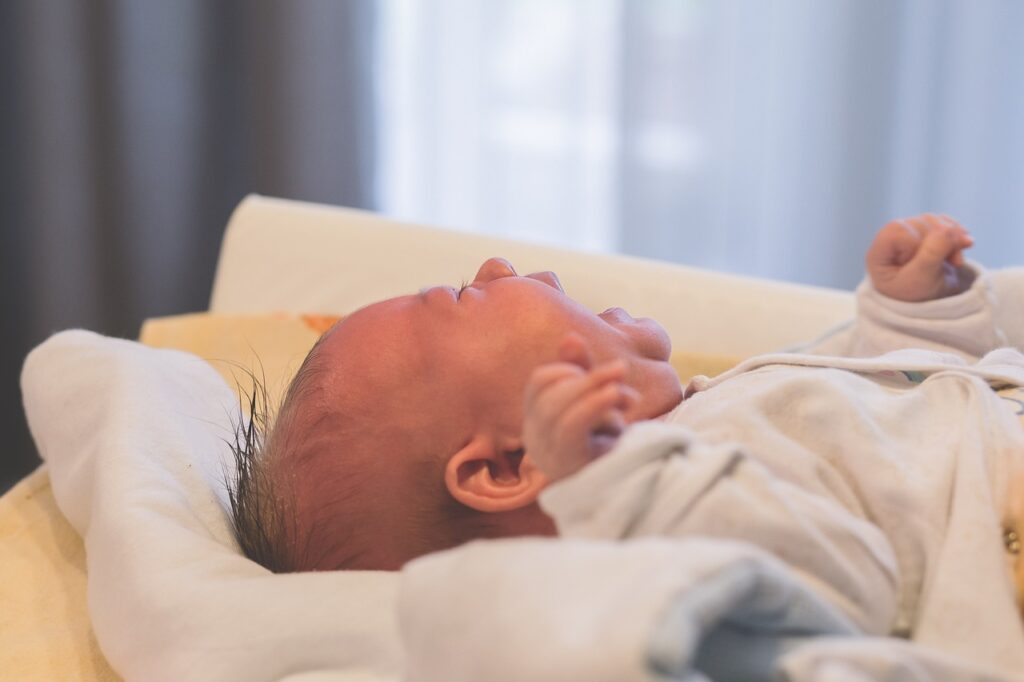 baby cry for no reason - baby moniker